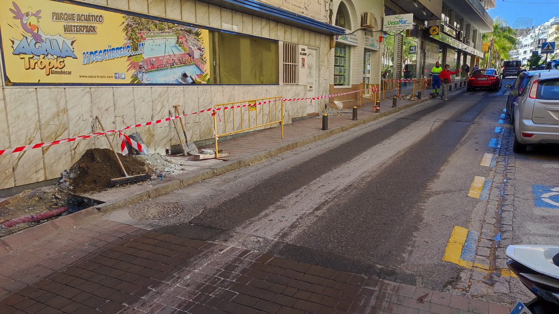 Comienzan las obras de renovación del acerado de la Calle Alcalde Julio Fajardo